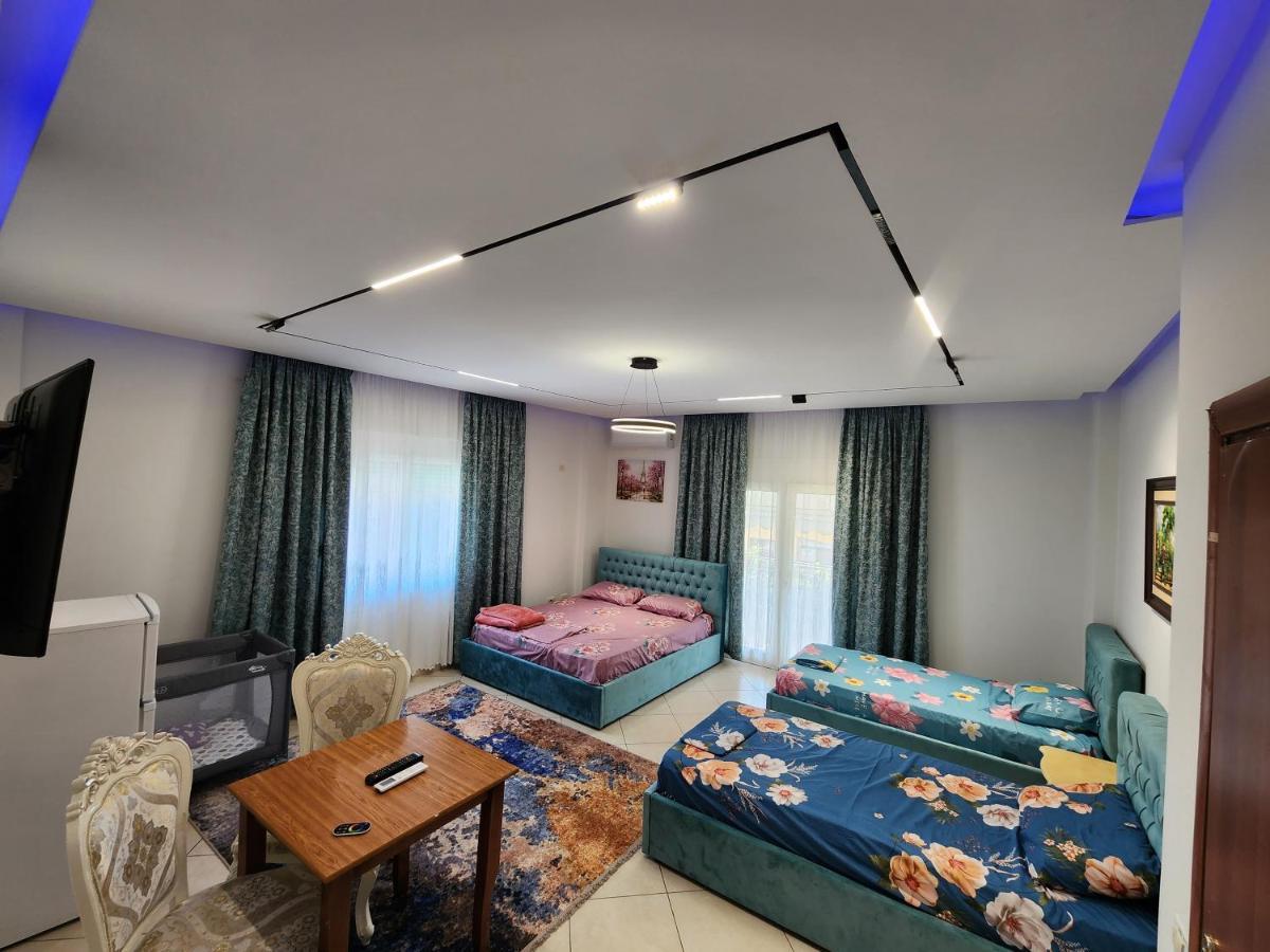 Tirana Class House Buitenkant foto